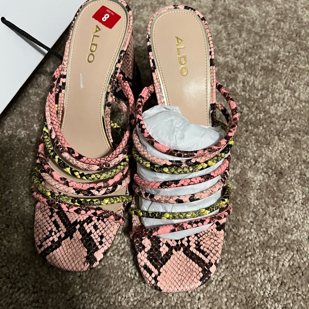 Python pattern wedge heels